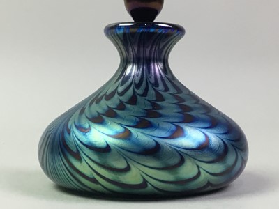 Lot 673 - OKRA STUDIO IRIDESCENT GLASS PERFUME BOTTLE