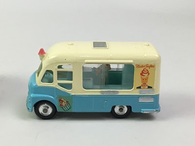 Lot 2 - CORGI TOYS, NO. 428