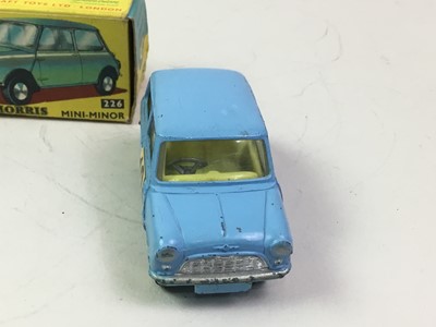 Lot 5 - CORGI TOYS, NO. 226