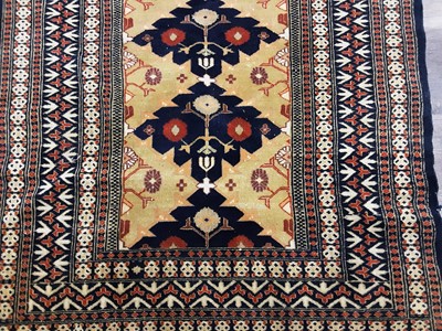 Lot 643 - MIDDLE EASTERN RUG