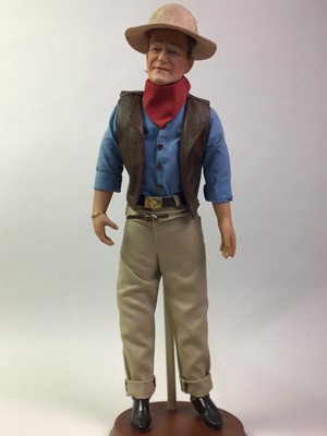 Lot 436 - JOHN WAYNE, COLLECTION OF ITEMS