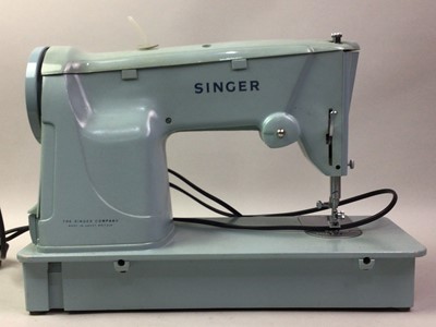 Lot 814 - PFAFF PORTABLE ELECTRIC SEWING MACHINE