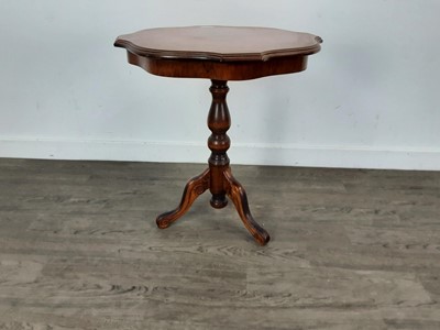 Lot 791 - REPRODUCTION MAHOGANY SIDE TABLE