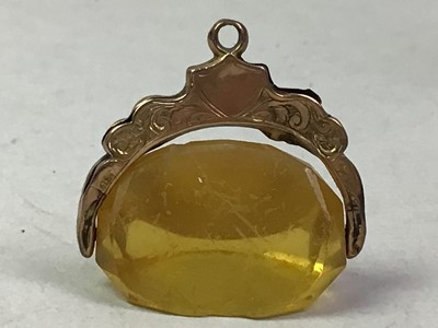 Lot 793 - NINE CARAT GOLD FOB