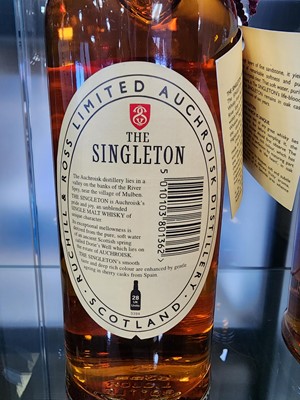 Lot 62 - SINGLETON OF AUCHROISK 10 YEAR OLD