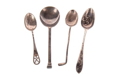 Lot 1214 - TWO NOVELTY SILVER GOLFING TEASPOONS