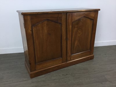 Lot 199 - MAHOGANY TWO DOOR CUPBOARD