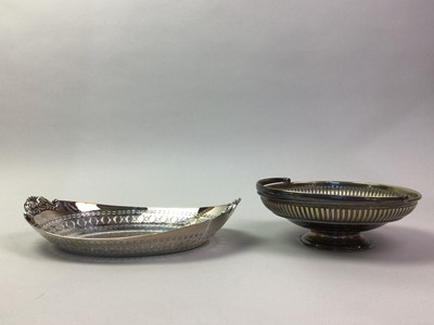 Lot 287 - COLLECTION OF SILVER PLATED ITEMS