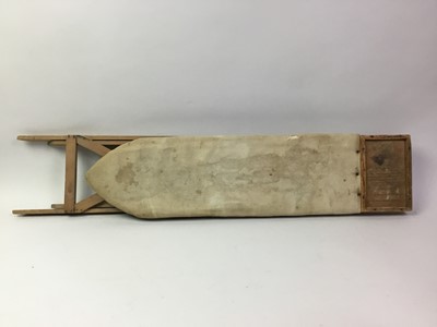 Lot 194 - 1950S CHILDS WOODEN IRON