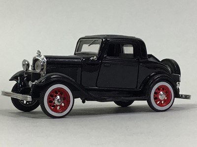 Lot 319 - COLLECTION OF MODEL VEHICLES