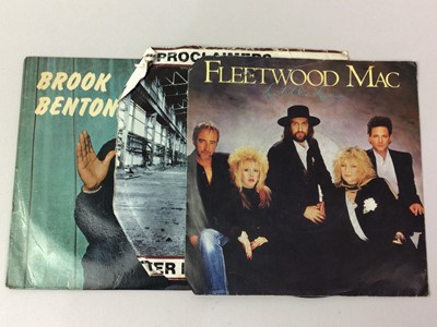 Lot 354 - COLLECTION OF VINYL SINGLE RECORDS