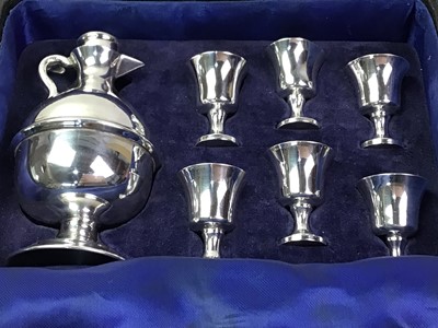 Lot 372 - SILVER PLATED COMMUNION SET