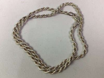 Lot 365 - COLLECTION OF JEWELLERY