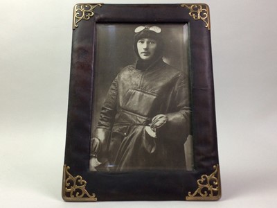 Lot 374 - PHOTOGRAPH FRAME