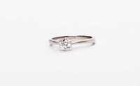 Lot 282 - PLATINUM DIAMOND SOLITAIRE RING the six claw...
