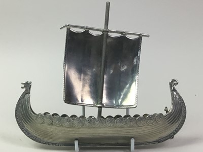 Lot 486 - GROUP OF PLATED AND OTHER CUTLERY