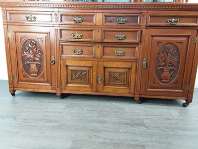 Lot 472 - VICTORIAN OAK MIRRORED SIDEBOARD