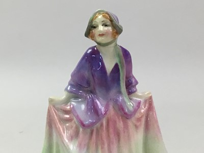 Lot 478 - GROUP OF CERAMICS