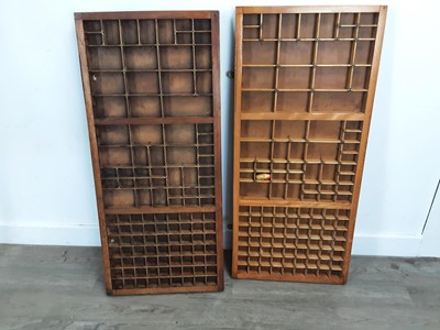 Lot 522 - TWO PRINTING BLOCK TRAYS