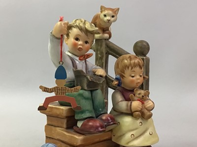 Lot 489 - HUMMEL FIGURE 'WISHES COME TRUE'