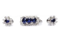 Lot 316 - SAPPHIRE AND DIAMOND CLUSTER RING set with...