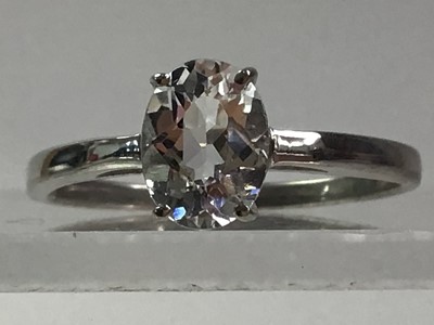 Lot 640 - COLLECTION OF RINGS