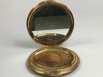 Lot 585 - COLLECTION OF VINTAGE COMPACTS