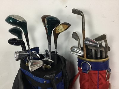 Lot 18 - GROUP OF GOLF CLUBS