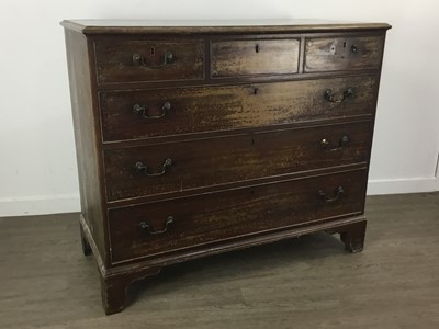 Lot 211 - MAHOGANY CHEST OF DRAWERS