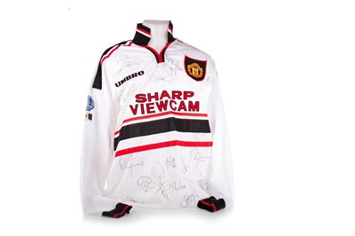 Lot 1753 - MANCHESTER UNITED F.C., SIGNED CHARITY SHIELD JERSEY
