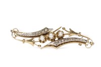 Lot 364 - DIAMOND AND PEARL SET BROOCH set with three...