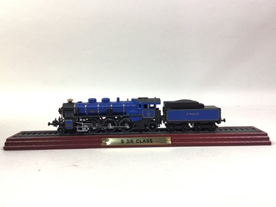 Lot 150 - COLLECTION OF STATIC MODEL TRAINS