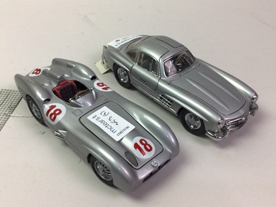 Lot 253 - TWO FRANKLIN MINT PRECISION MODEL CARS