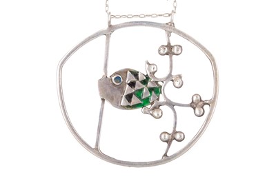 Lot 536 - MODERNIST SILVER AND ENAMEL FISH PENDANT