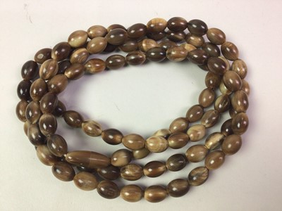 Lot 358 - GROUP OF BEADS