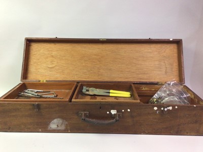 Lot 324 - VINTAGE TOOL BOX