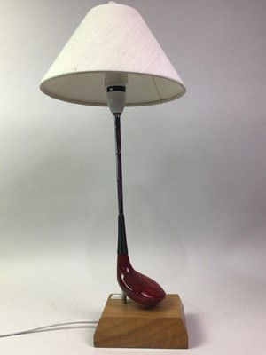 Lot 325 - NOVELTY GOLF TABLE LAMP