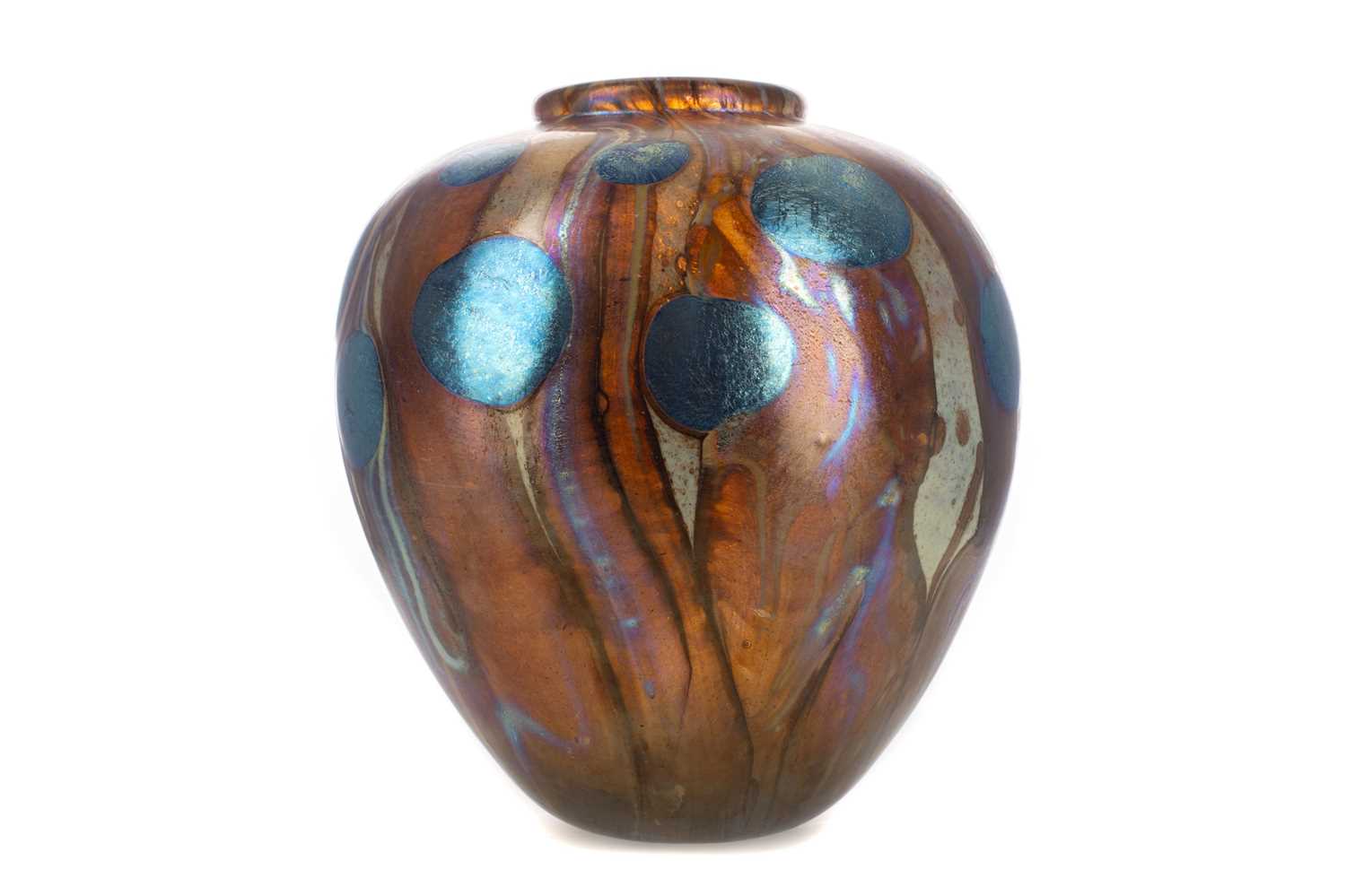 Lot 23 - NORMAN STUART CLARK, IRIDESCENT GLASS VASE