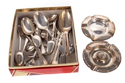 Lot 1252 - COLLECTION OF SILVER FLATWARE