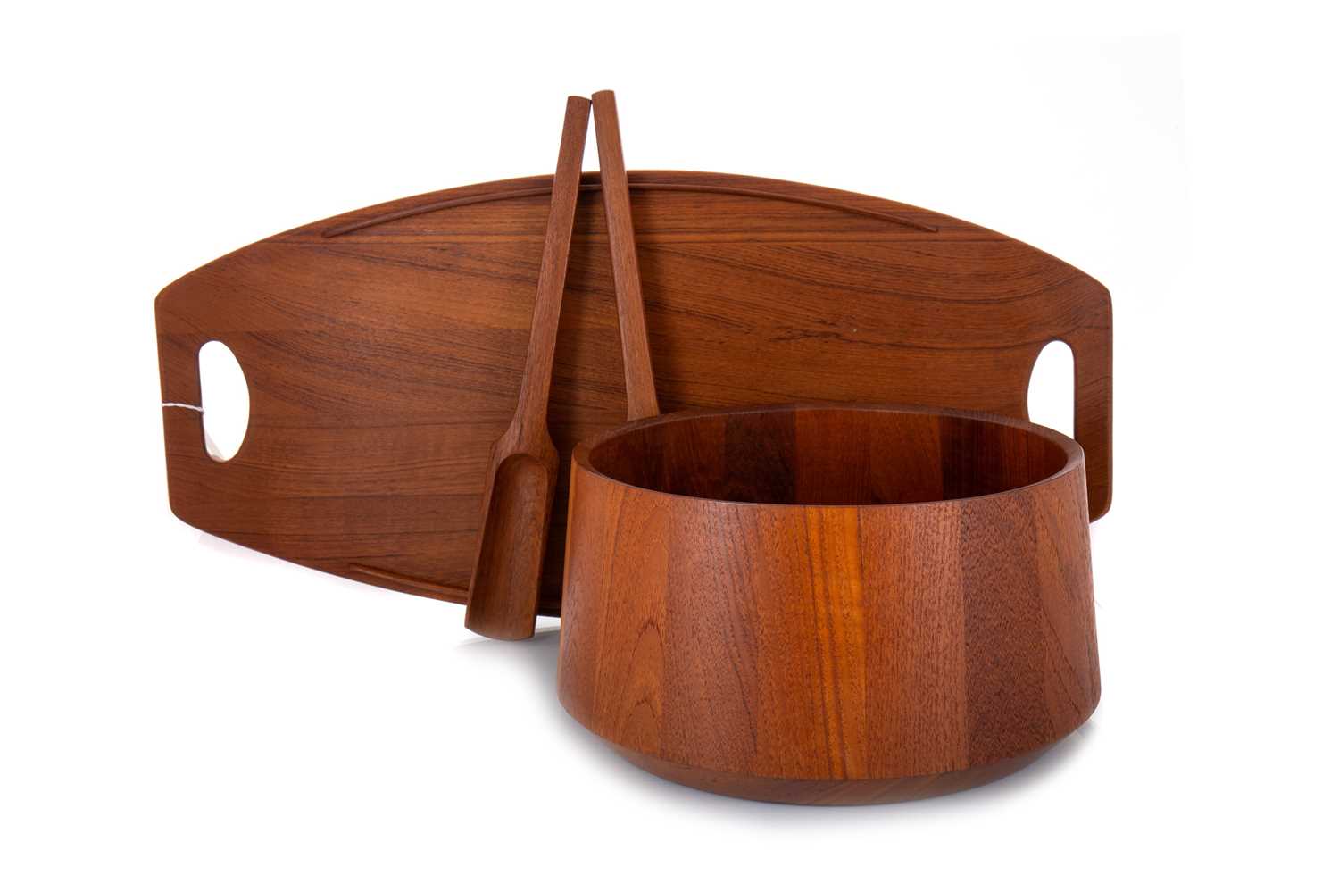 Lot 36 - JENS HARALD QUISTGAARD (DANISH, 1919-2008) FOR DANSK DESIGNS, TEAK SERVING TRAY