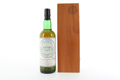 Lot 317 - SMWS 3.99 BOWMORE 1987 17 YEAR OLD