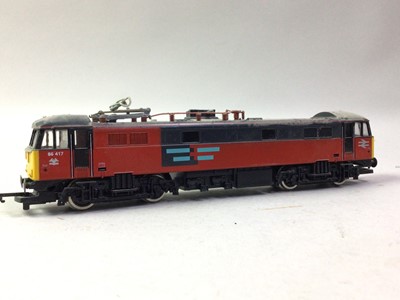 Lot 398 - MODEL RAILWAY