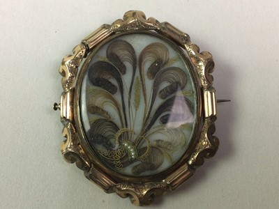 Lot 545 - TWO PORTRAIT BROOCHES