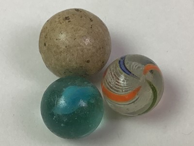 Lot 5 - COLLECTION OF MARBLES