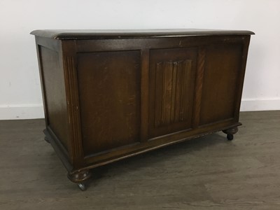 Lot 597 - OAK PANELLED BLANKET CHEST