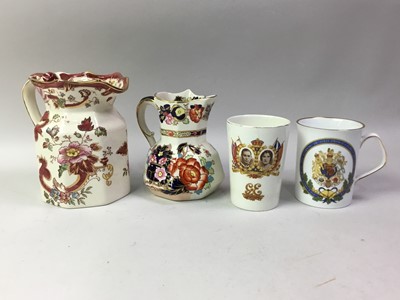 Lot 70 - COLLECTION OF CERAMICS