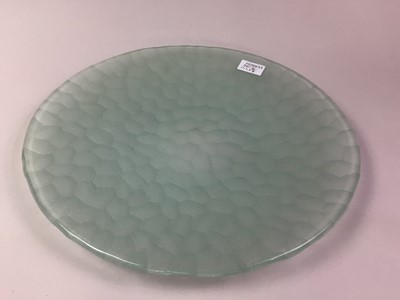 Lot 20 - GROUP OF FROSTED GLASS