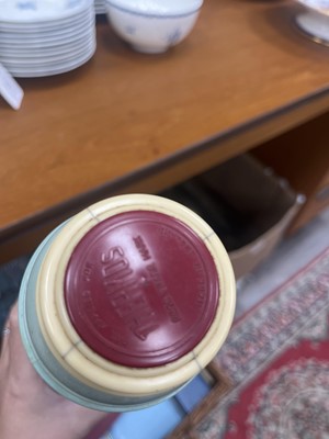 Lot 35 - VINTAGE SIRRAM PICNIC HAMPER