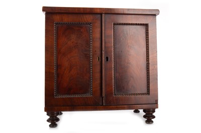 Lot 1415 - WILLIAM IV MAHOGANY TABLE CABINET