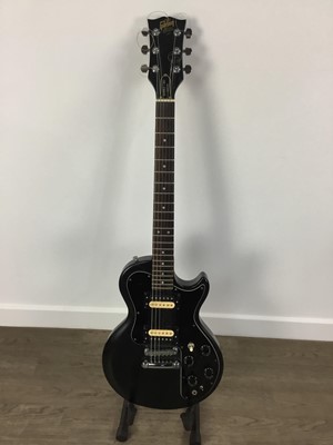 Lot 1034 - GIBSON, SONEX-180 CUSTOM ELECTRIC GUITAR
